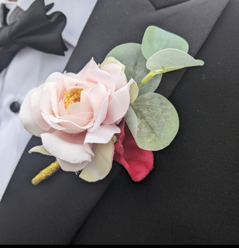 Rosewater-Decor-Flowers